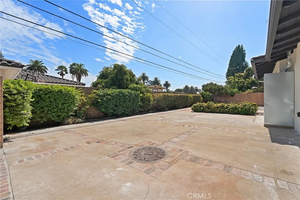 2121 S 3rd Arcadia, CA 91006