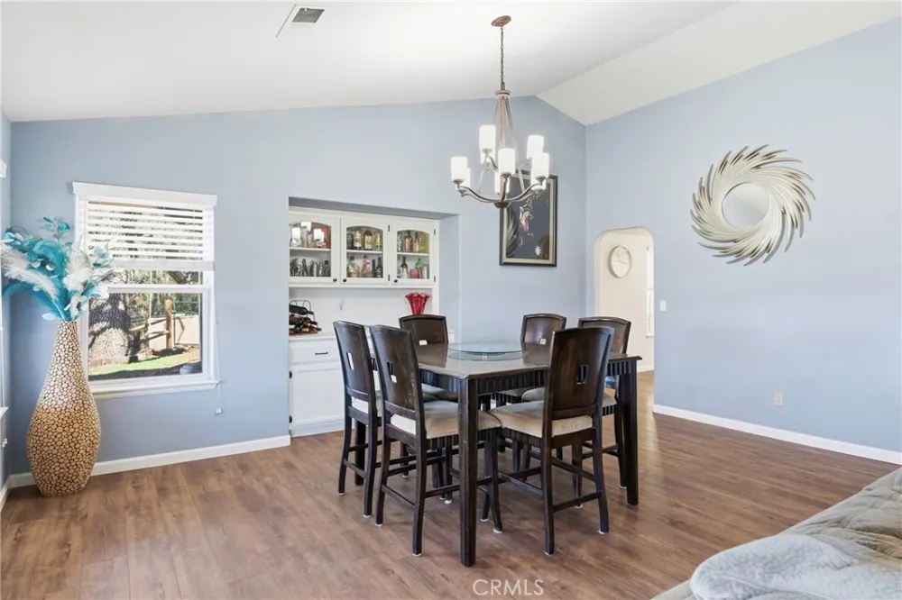 27100 Barkes Tehachapi, CA 93561