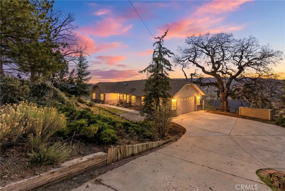 27100 Barkes Tehachapi, CA 93561