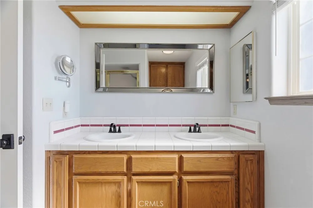 27100 Barkes Tehachapi, CA 93561
