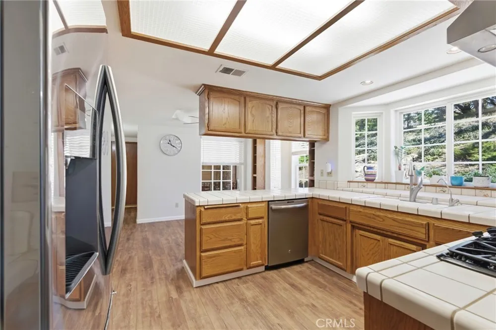 27100 Barkes Tehachapi, CA 93561
