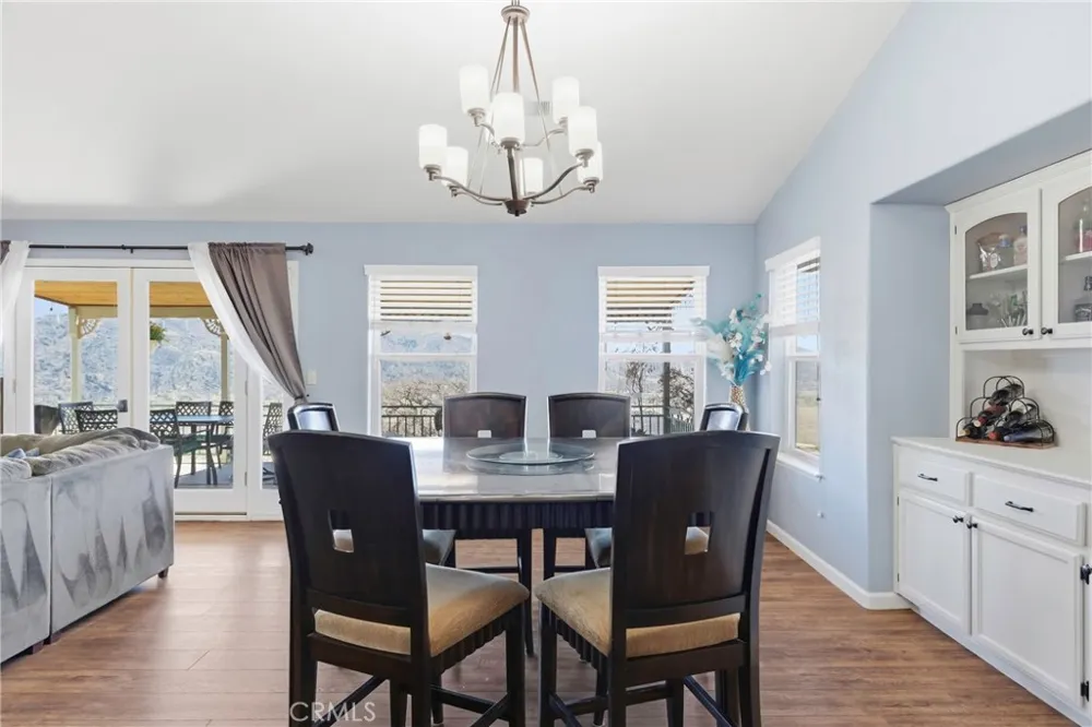 27100 Barkes Tehachapi, CA 93561