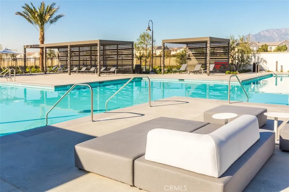 4154 S S. WILDFLAX PASEO #106 Ontario, CA 91761