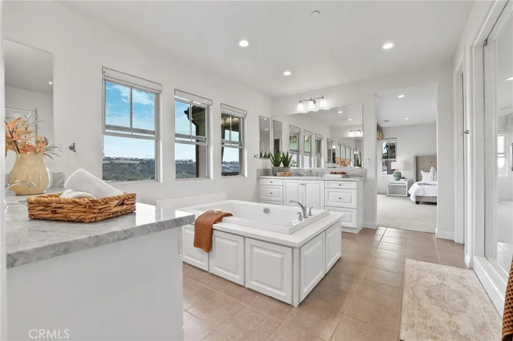 23 Cielo Azul Mission Viejo, CA 92692