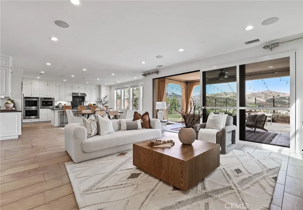 23 Cielo Azul Mission Viejo, CA 92692