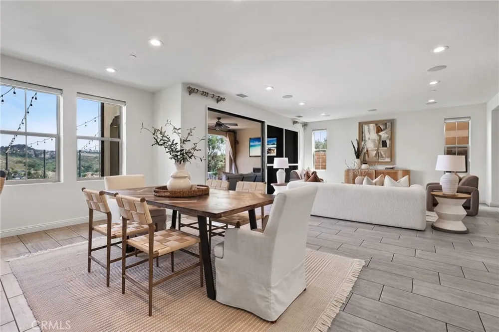 23 Cielo Azul Mission Viejo, CA 92692