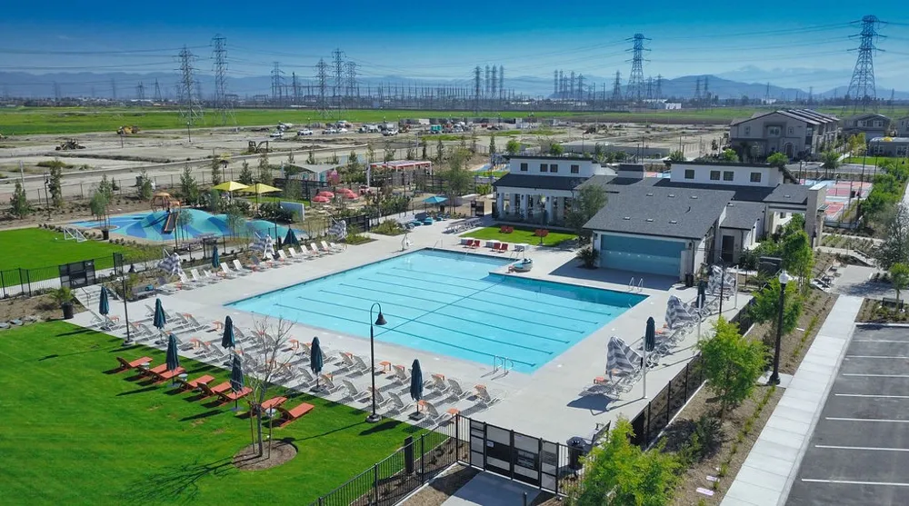 4154 S S. WILDFLAX PASEO #108 Ontario, CA 91761