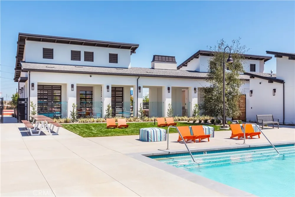 4154 S S. WILDFLAX PASEO #108 Ontario, CA 91761
