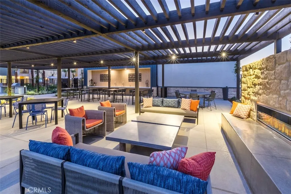 4154 S S. WILDFLAX PASEO #101 Ontario, CA 91761