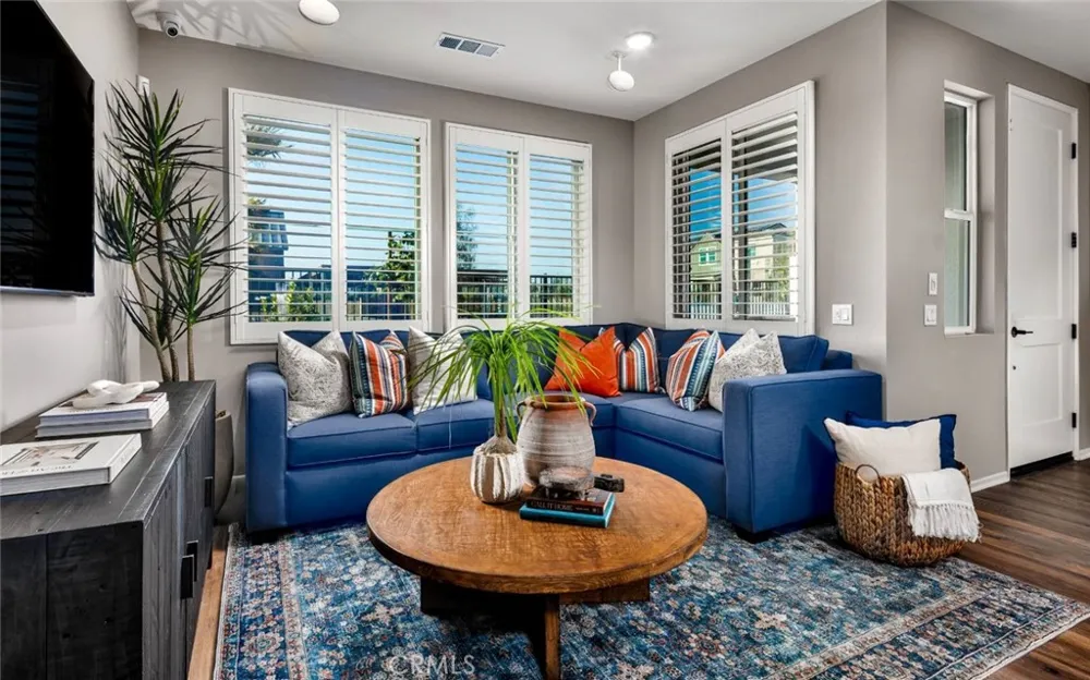 4154 S S. WILDFLAX PASEO #101 Ontario, CA 91761