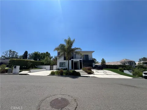 18852 CANYON CREST