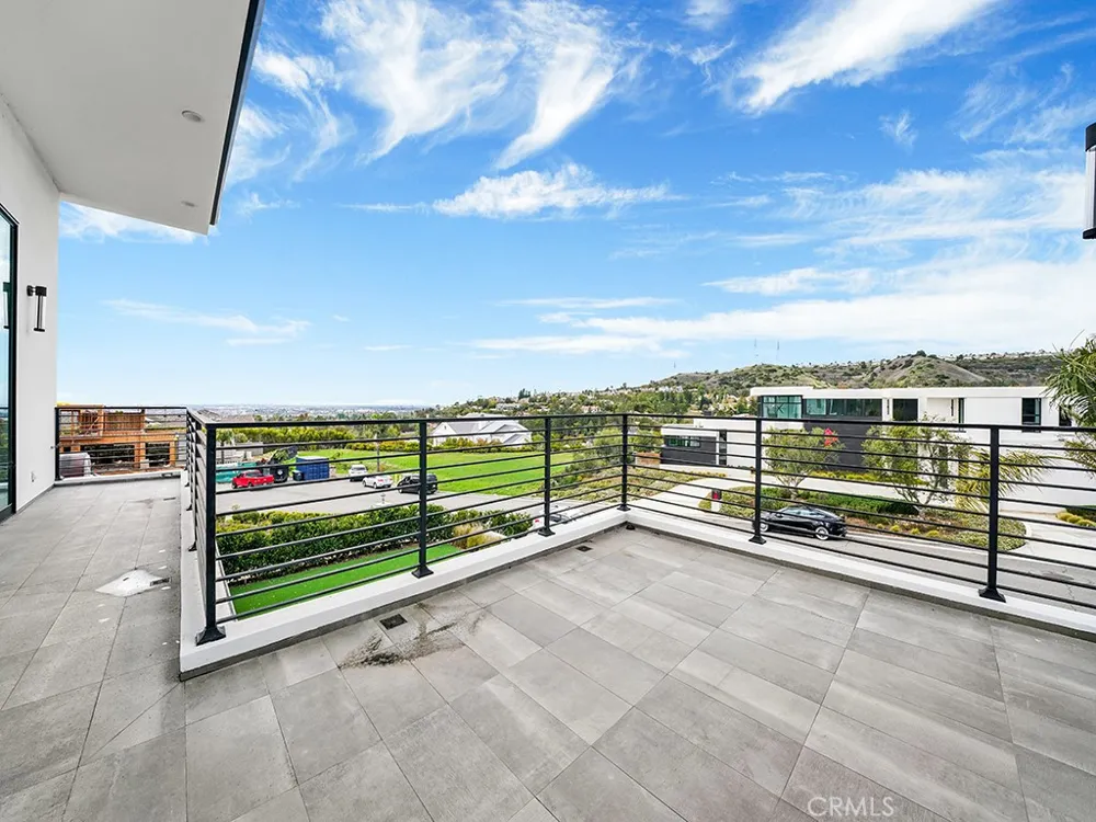 18852 CANYON CREST DRIVE Villa Park, CA 92861