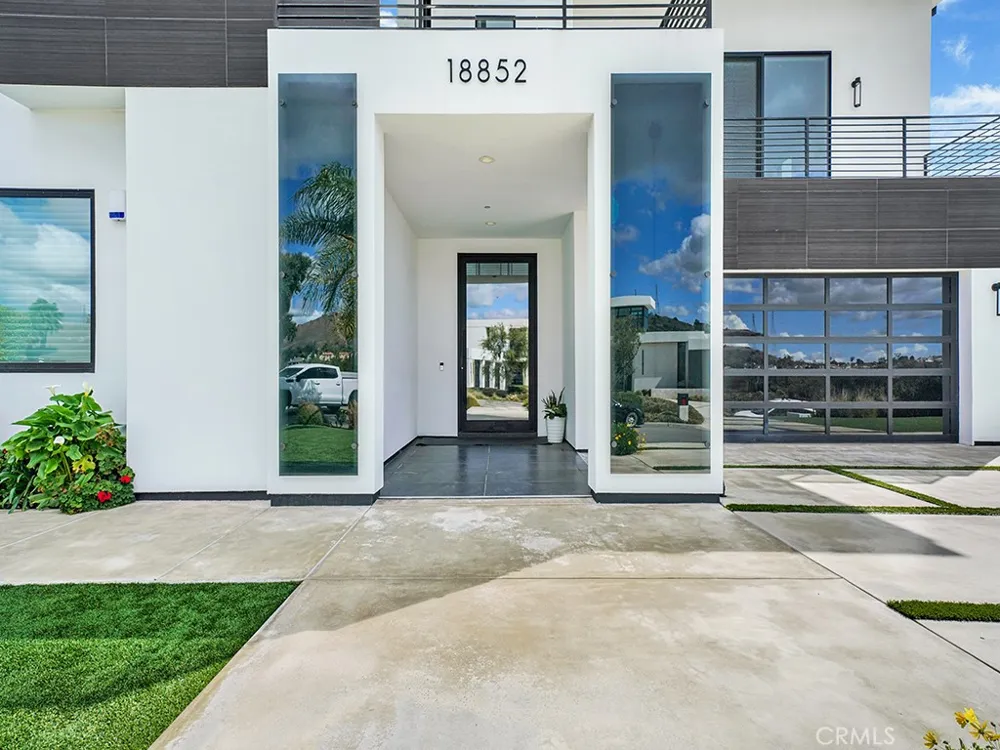 18852 CANYON CREST DRIVE Villa Park, CA 92861