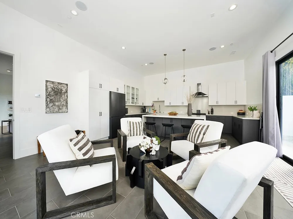 18852 CANYON CREST DRIVE Villa Park, CA 92861