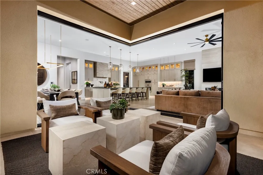 520 WESTRIDGE Irvine, CA 92602