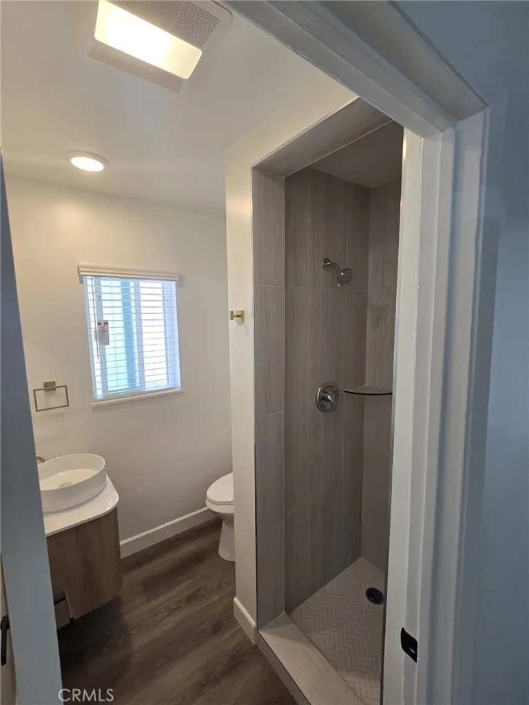 15417 Tuba Street San Fernando, CA 91345