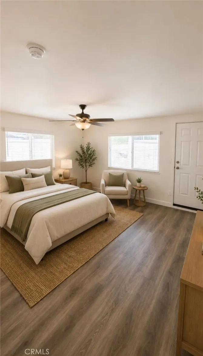 15417 Tuba Street San Fernando, CA 91345