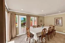 32 E Senisa Irvine, CA 92612