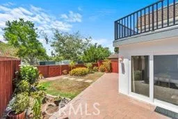 32 E Senisa Irvine, CA 92612