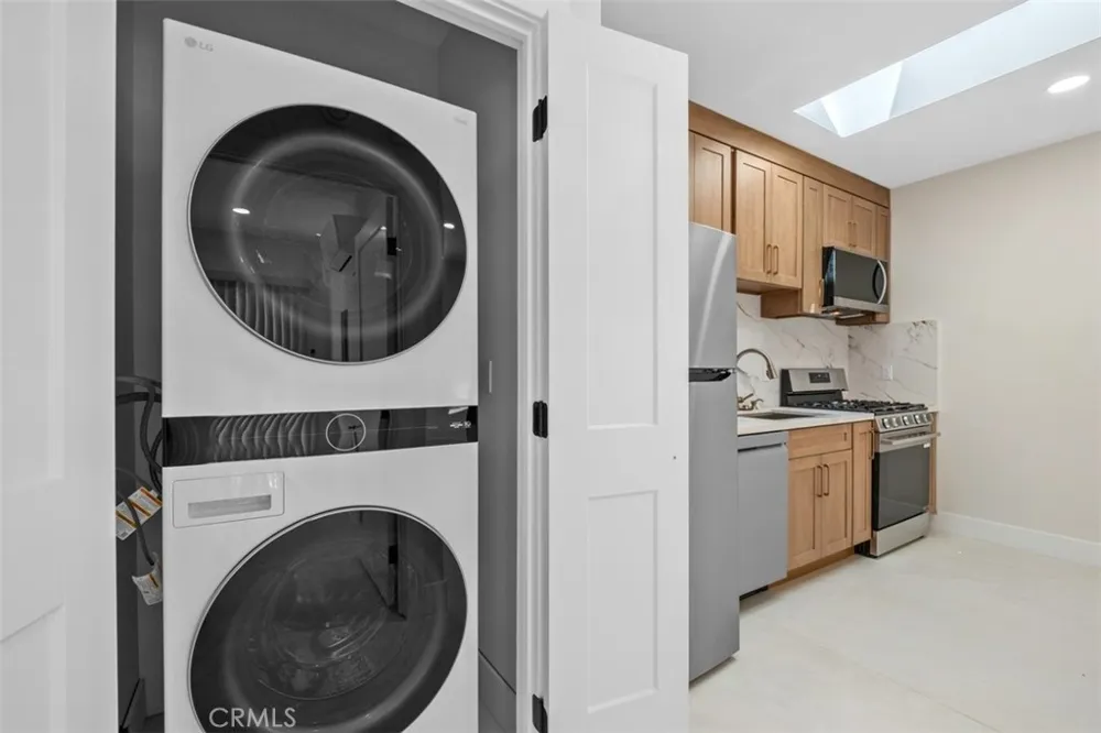 21316 Bulkhead Circle Huntington Beach, CA 92646