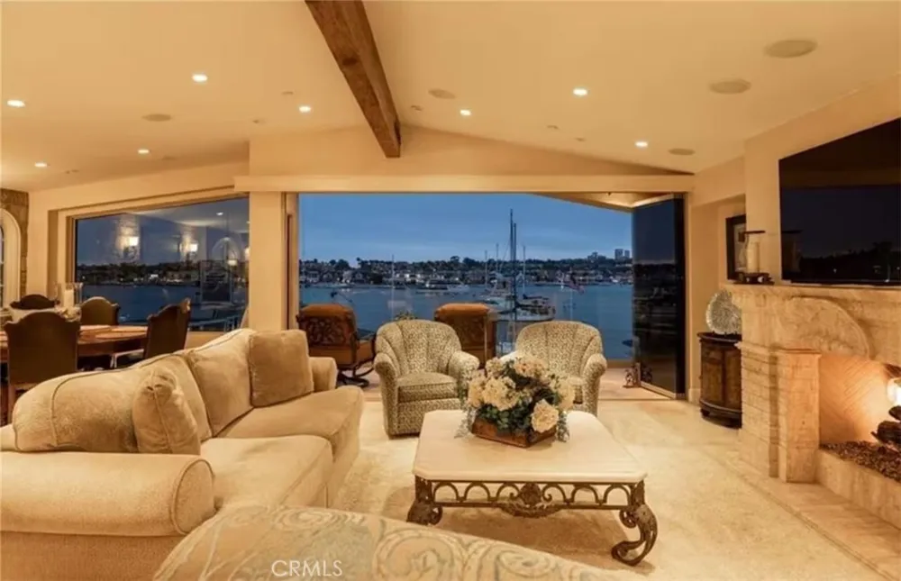 900 E Balboa Boulevard Newport Beach, CA 92661