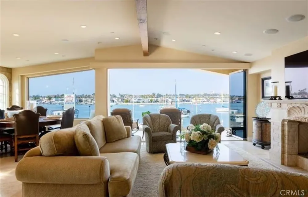 900 E Balboa Boulevard Newport Beach, CA 92661