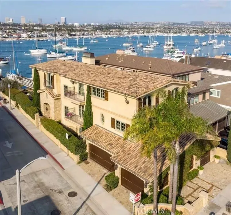 900 E Balboa Boulevard Newport Beach, CA 92661