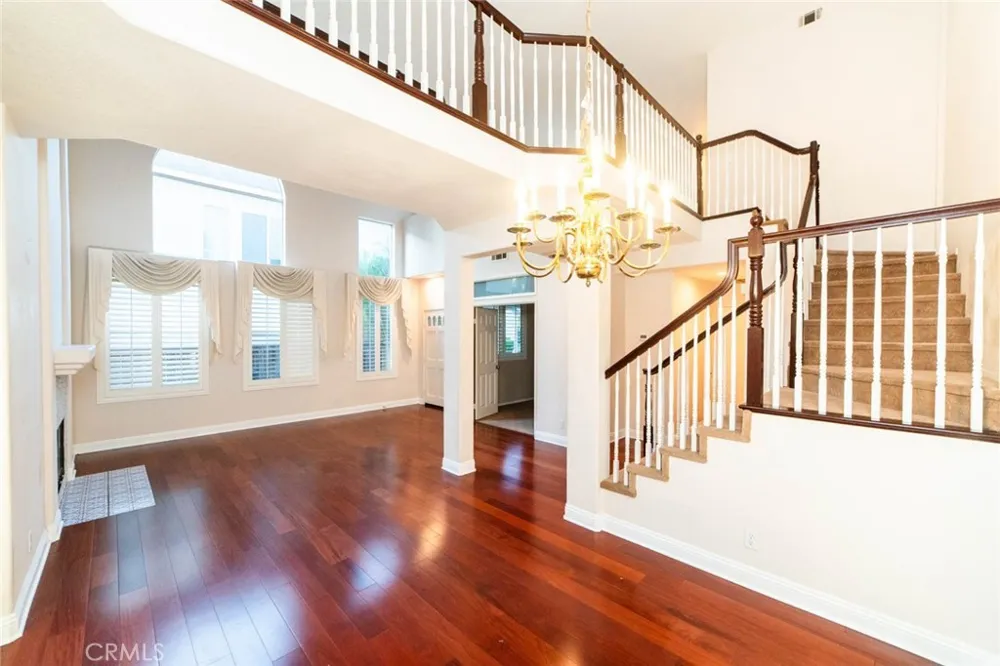 27 LARKMEAD Aliso Viejo, CA 92656