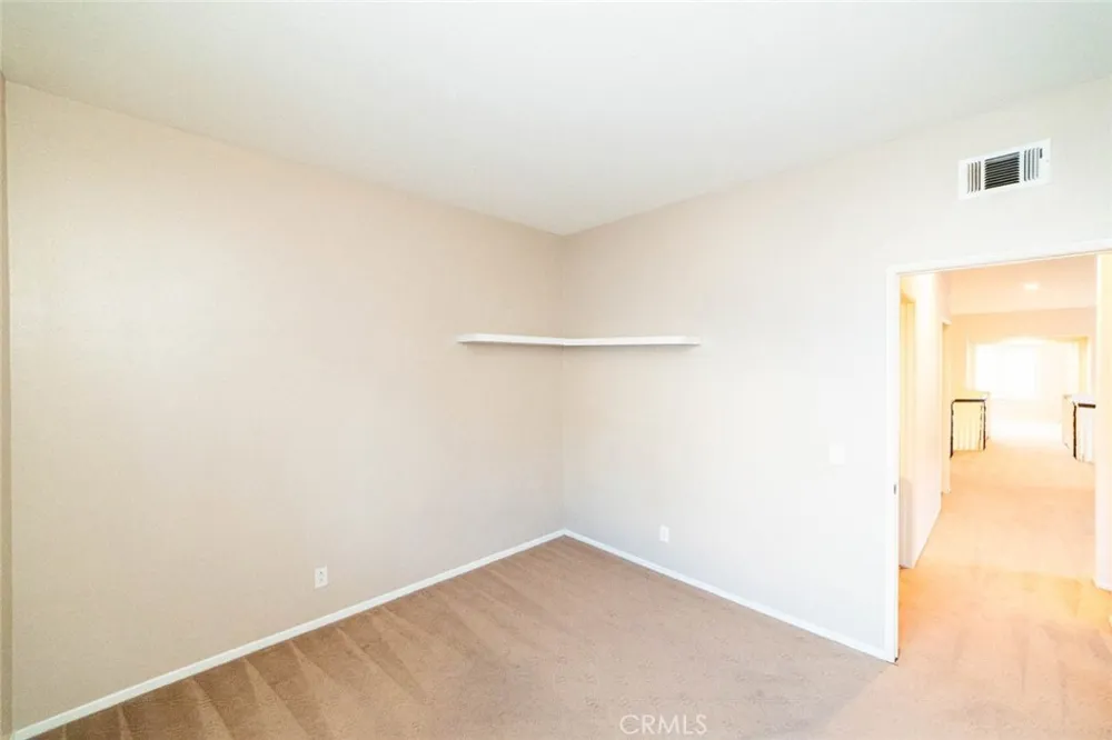 27 LARKMEAD Aliso Viejo, CA 92656