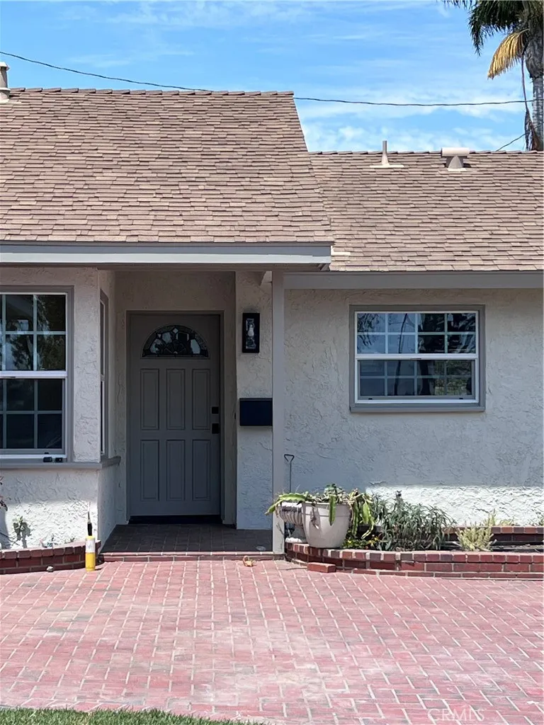 6901 Brunswick Huntington Beach, CA 92647
