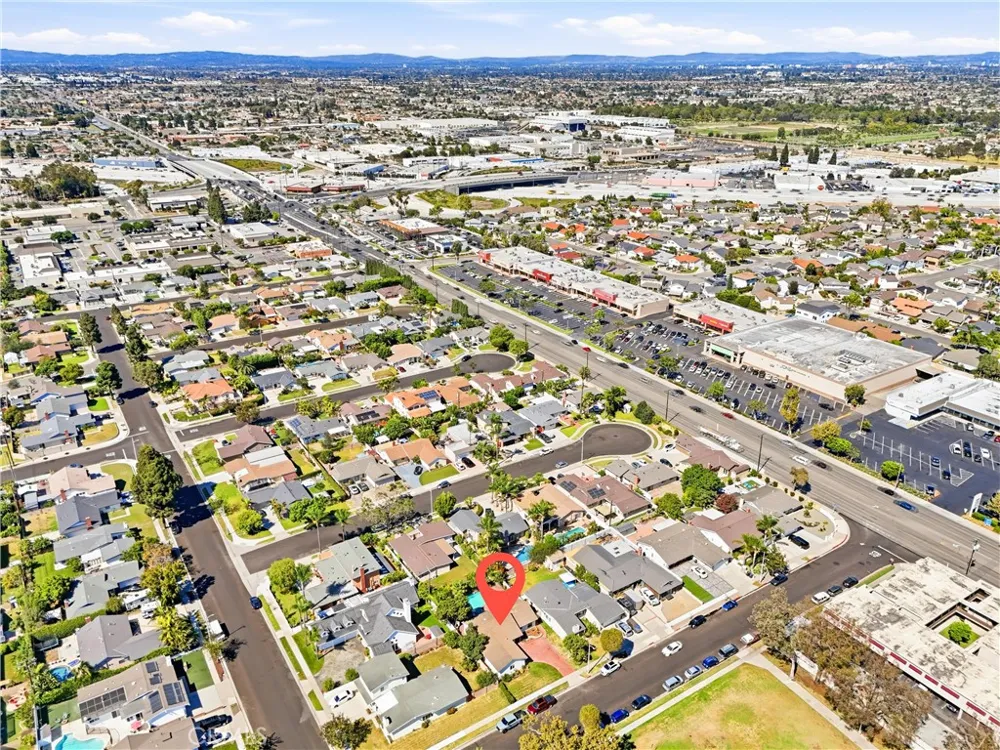 6901 Brunswick Huntington Beach, CA 92647
