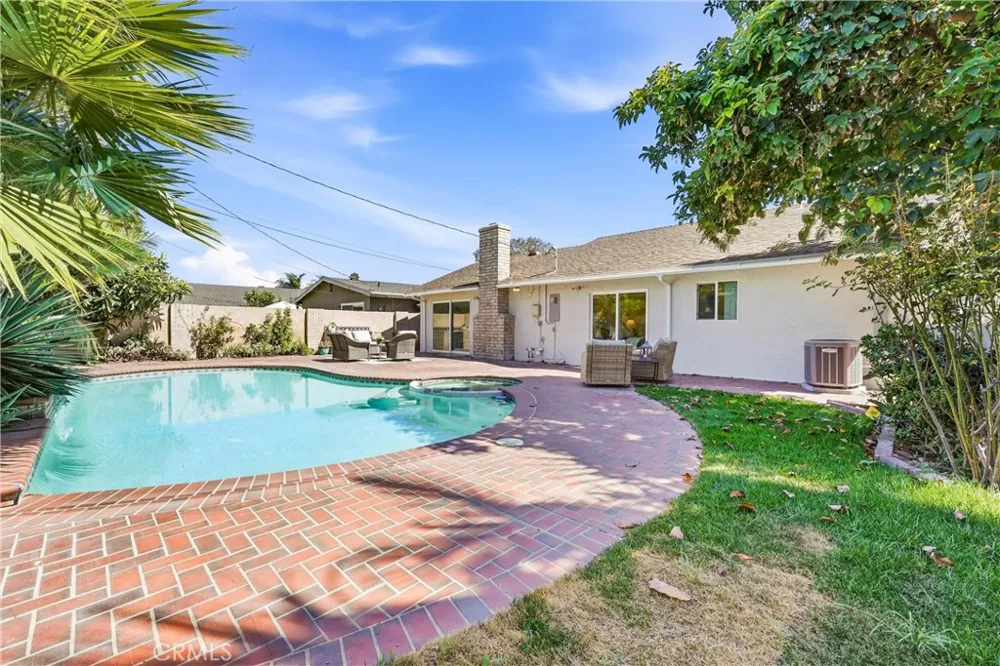 6901 Brunswick Huntington Beach, CA 92647