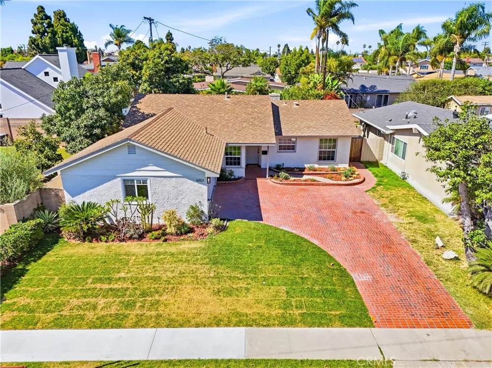 6901 Brunswick Huntington Beach, CA 92647