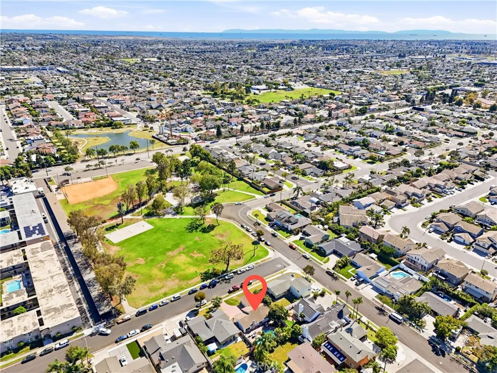 6901 Brunswick Huntington Beach, CA 92647