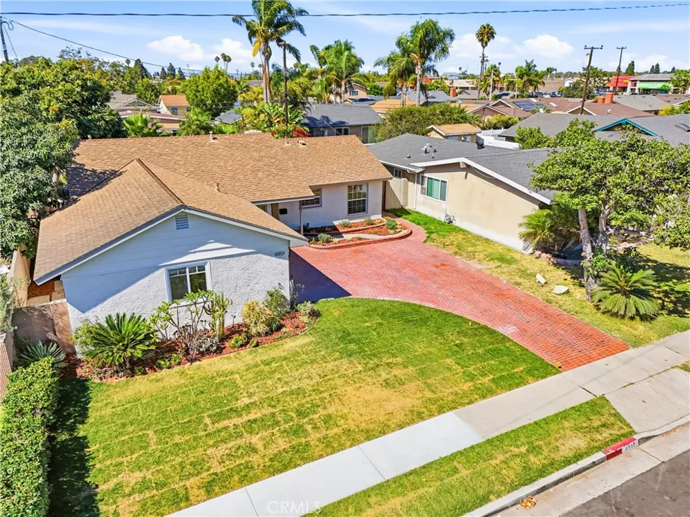 6901 Brunswick Huntington Beach, CA 92647