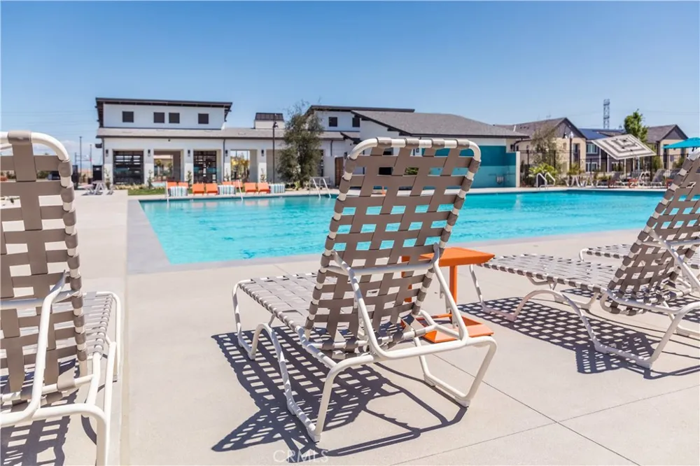 4154 S S. WILDFLAX PASEO #100 Ontario, CA 91761