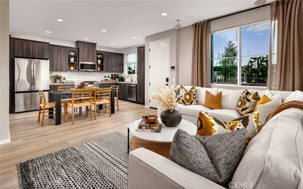 4154 S S. WILDFLAX PASEO #100 Ontario, CA 91761
