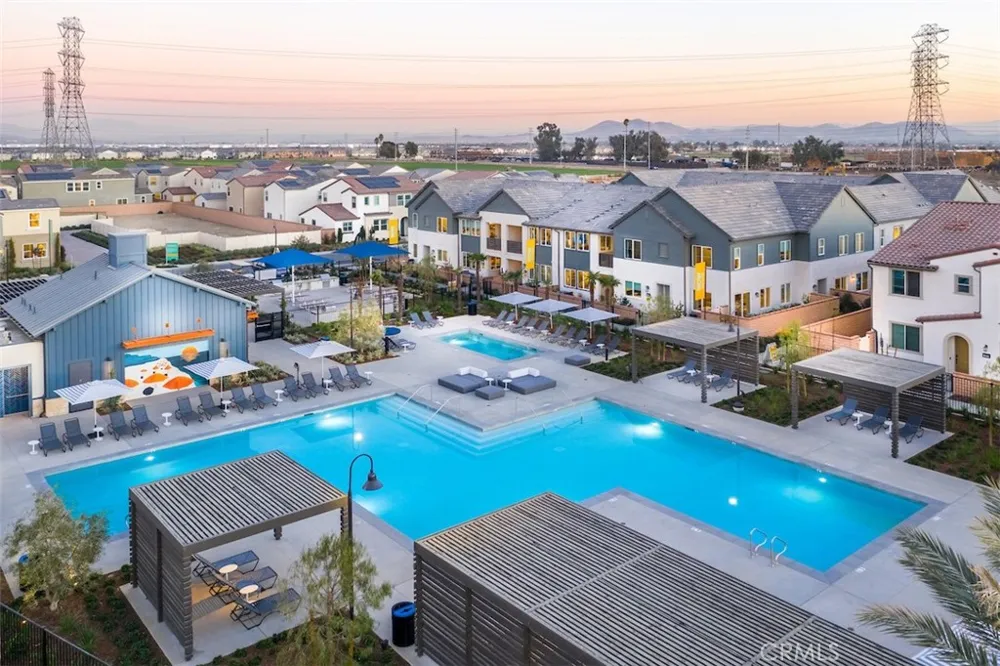 4154 S S. WILDFLAX PASEO #100 Ontario, CA 91761