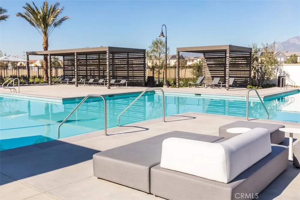 4154 S S. WILDFLAX PASEO #109 Ontario, CA 91761