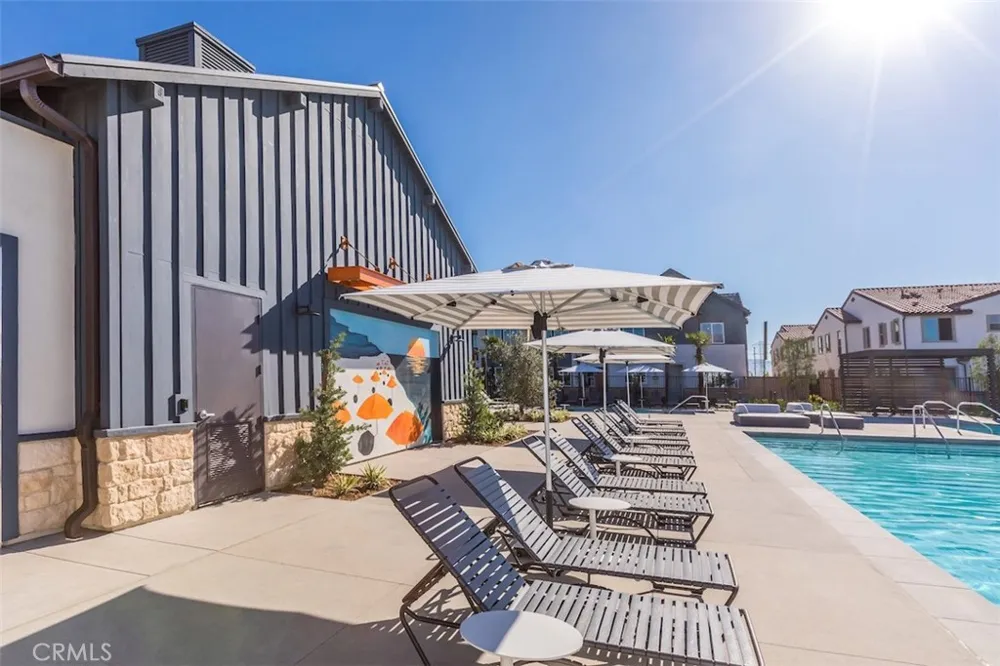 4154 S S. WILDFLAX PASEO #109 Ontario, CA 91761