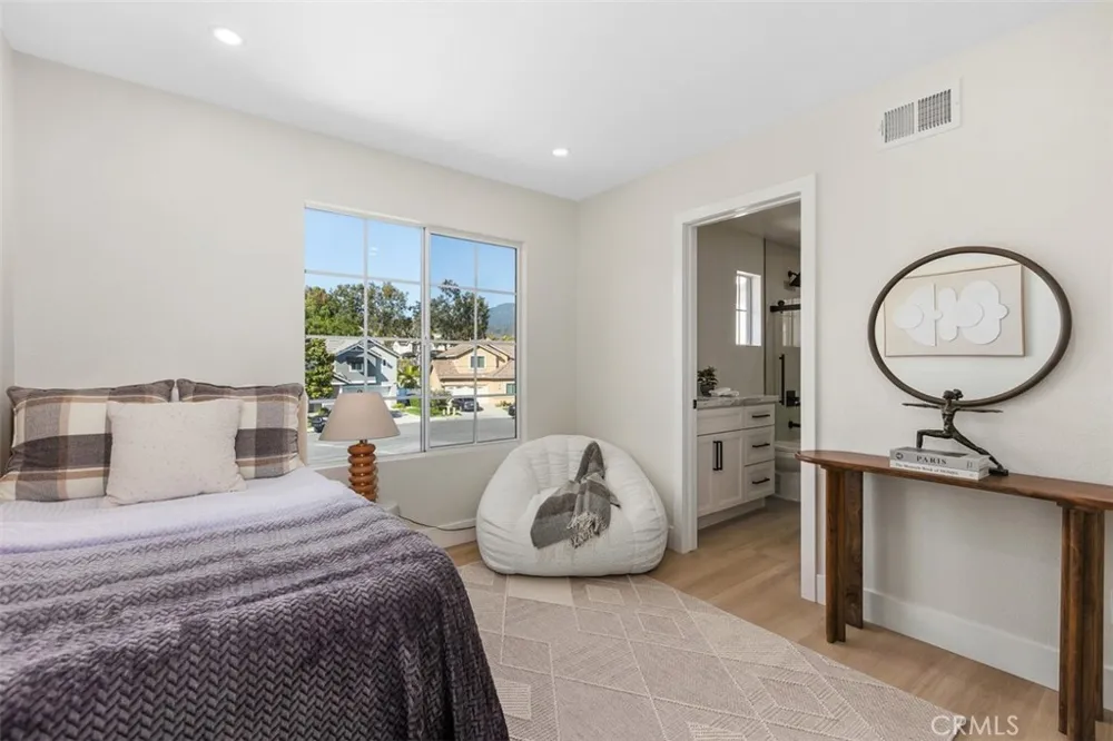 5 Chatri Circle Lake Forest, CA 92610