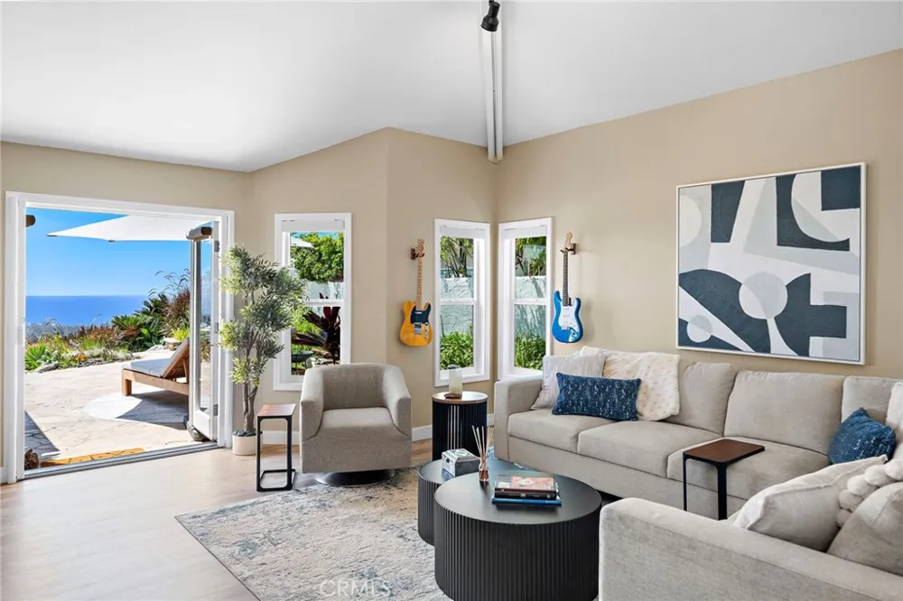 306 Via Colibri San Clemente, CA 92672