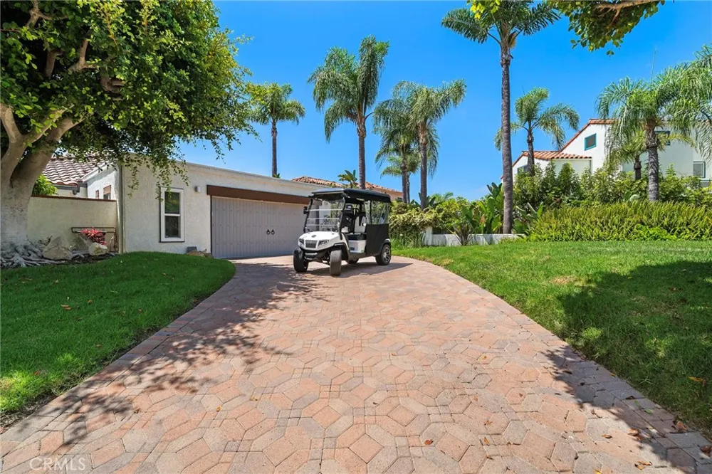 306 Via Colibri San Clemente, CA 92672