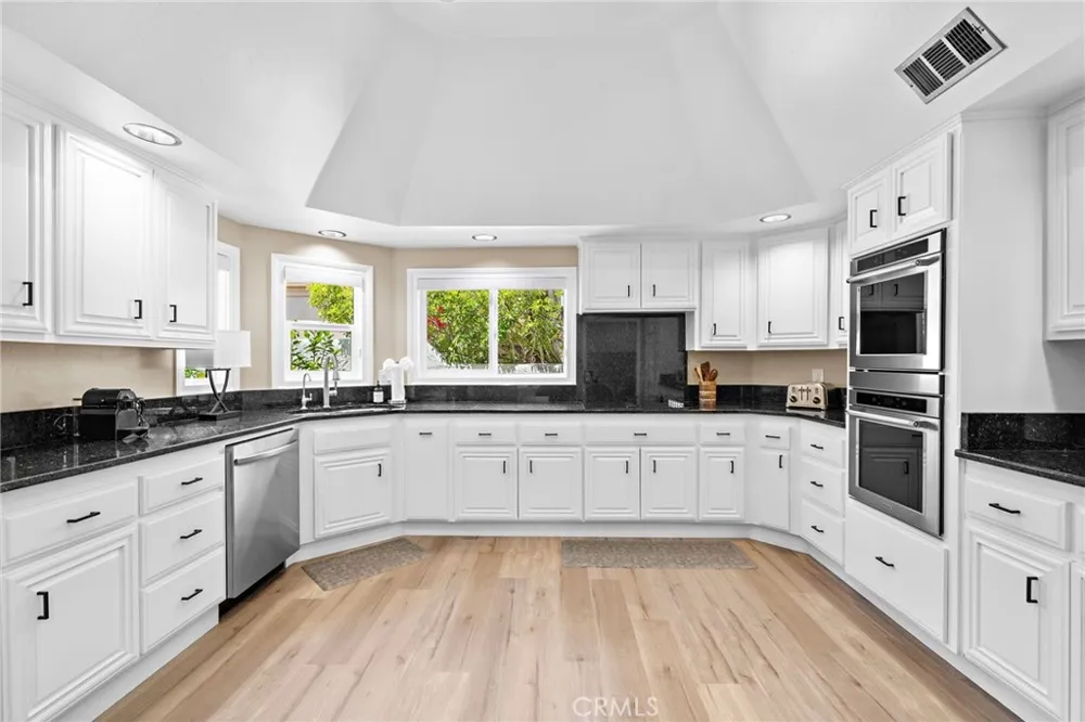 306 Via Colibri San Clemente, CA 92672