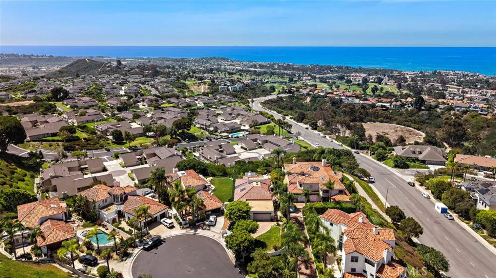 306 Via Colibri San Clemente, CA 92672