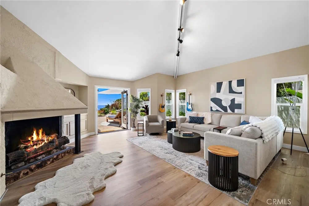 306 Via Colibri San Clemente, CA 92672