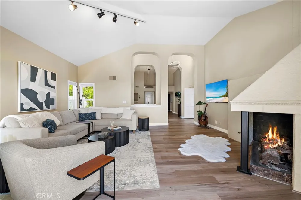 306 Via Colibri San Clemente, CA 92672