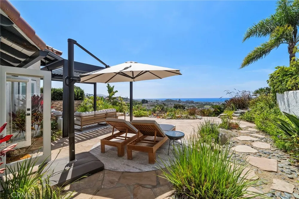 306 Via Colibri San Clemente, CA 92672