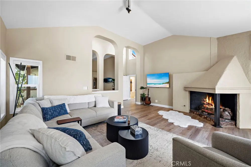 306 Via Colibri San Clemente, CA 92672