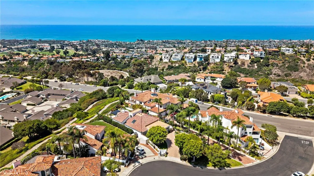 306 Via Colibri San Clemente, CA 92672